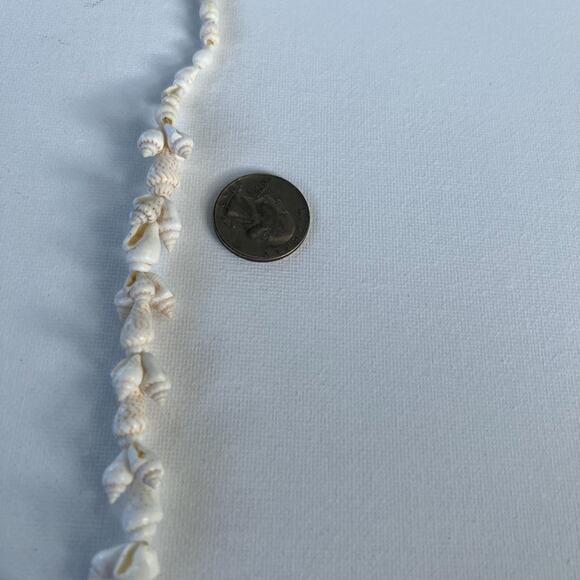 Hawaiian White Conch Sea Shells Necklace Ocean Boho 34” - Picture 9 of 10